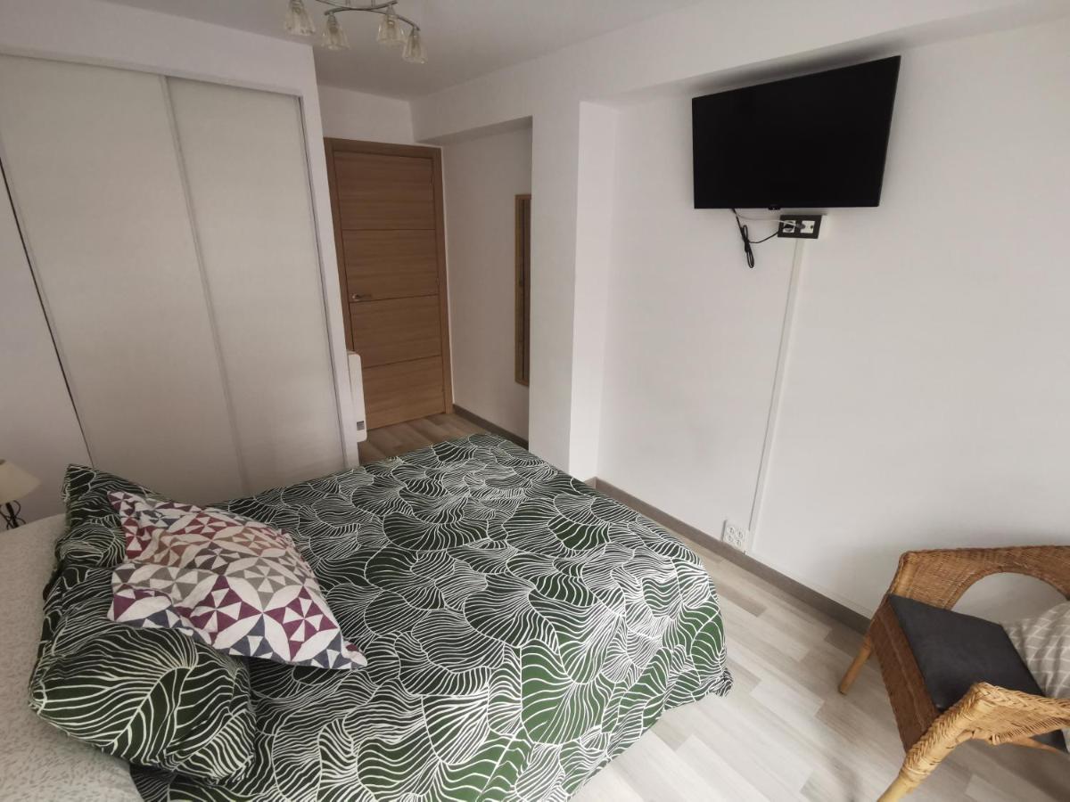 Apartamento GIJON LOS CAMPOS Gijón Exterior foto